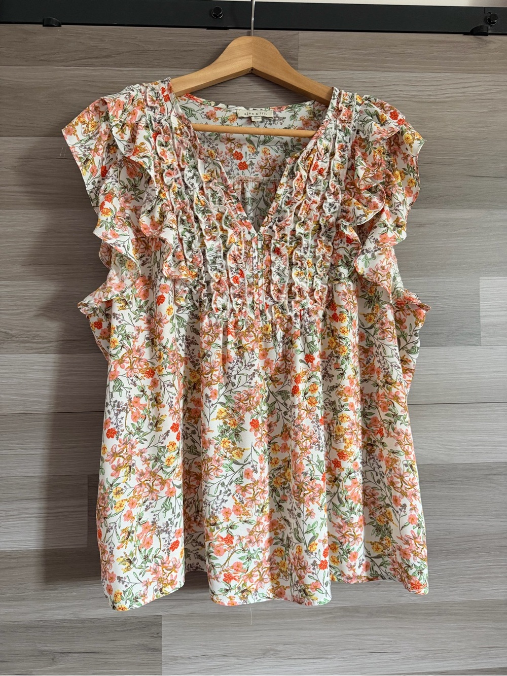 Alex & Lili Floral Ruffle V-Neck Light And Flowy Blouse Size XL